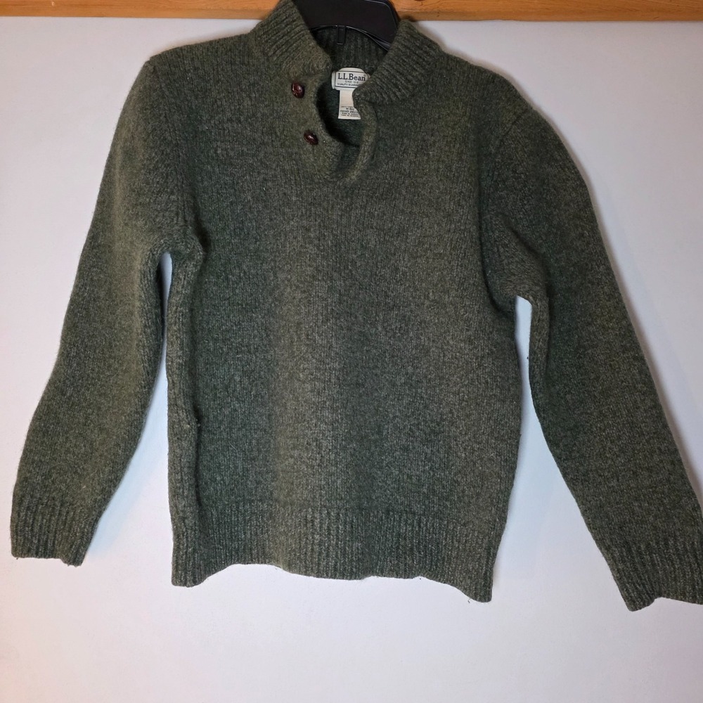 Vintage LL Bean Men's Sweater Henley 100% Wool Size M Green Winter Cozy Layers